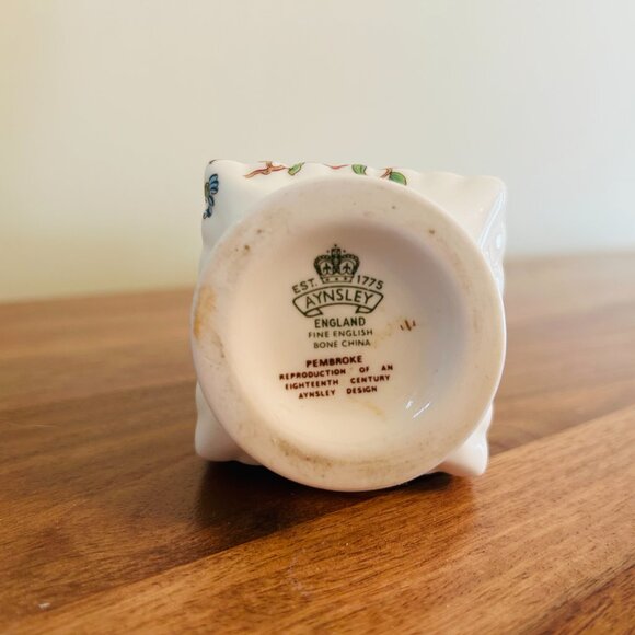 Vintage Aynsley - Pembroke Vase - Picture 6 of 6